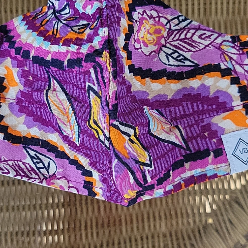 Vera Bradley purple adj face mask dream paisley